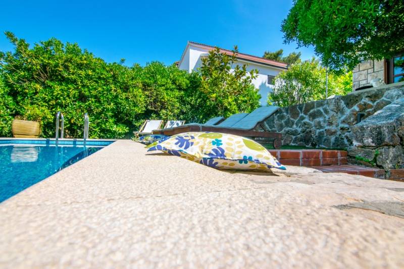 Villa Pharos with Swimming Pool Hvar