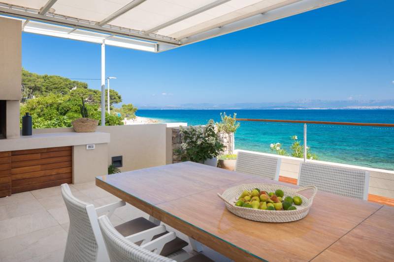Omega Villas Complex Brač