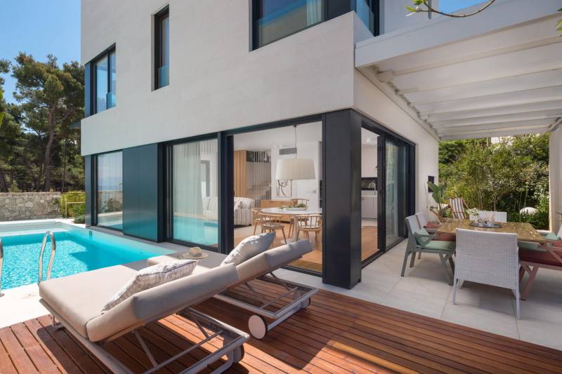 Omega Villas Complex Brač