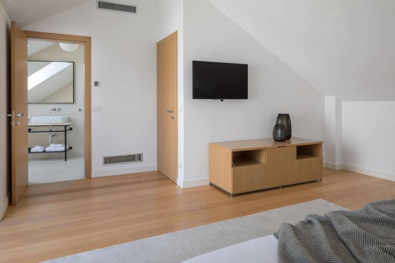 Omega Villas Complex Brač
