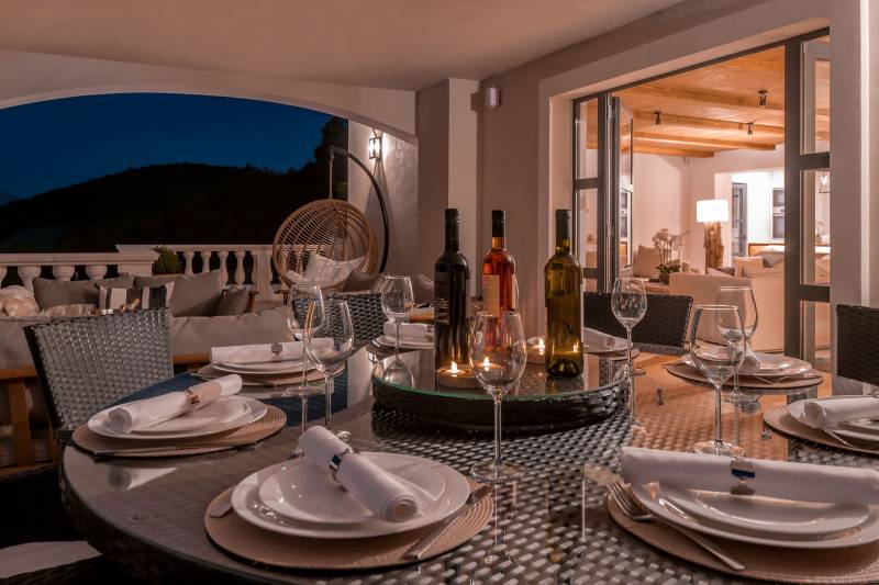 Beachfront Villa Feodora Grande with Pool Korčula