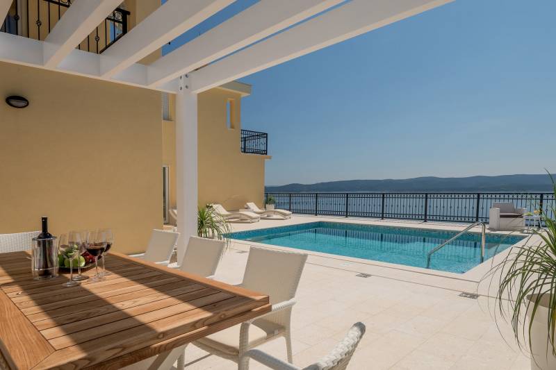 Luxury Villa Neverending Story with Swimming Pool Omiš