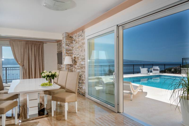 Luxury Villa Neverending Story with Swimming Pool Omiš
