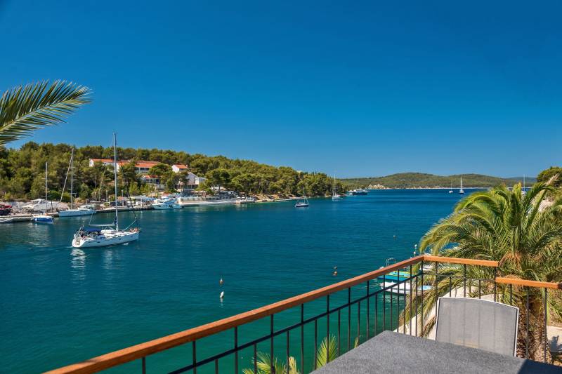 Villa Magic Bay with Heated Pool Brač