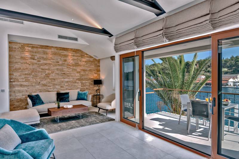 Villa Magic Bay with Heated Pool Brač