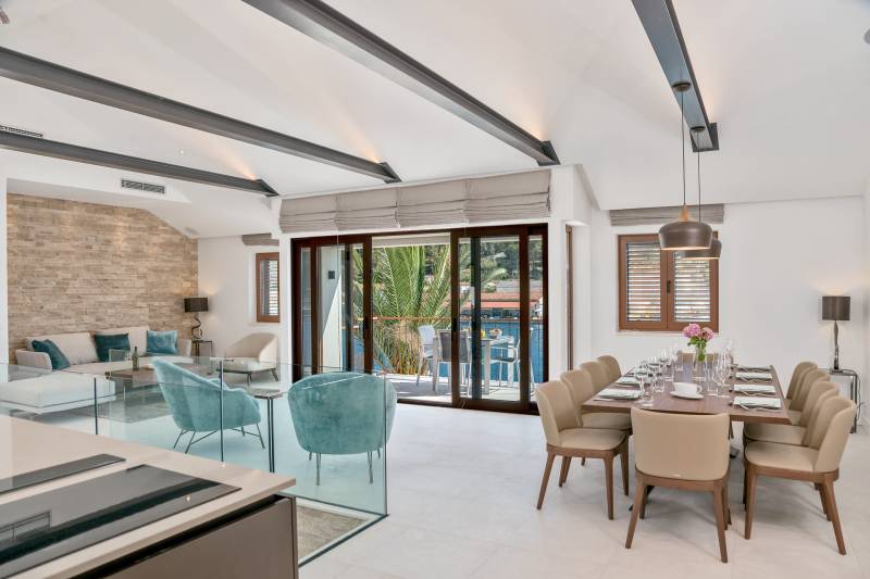 Villa Magic Bay with Heated Pool Brač