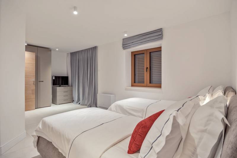 Villa Magic Bay with Heated Pool Brač