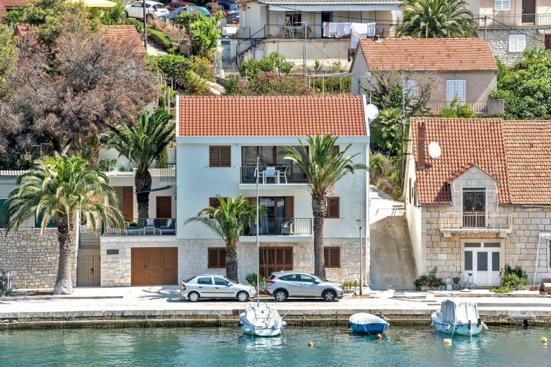Villa Magic Bay with Heated Pool Brač