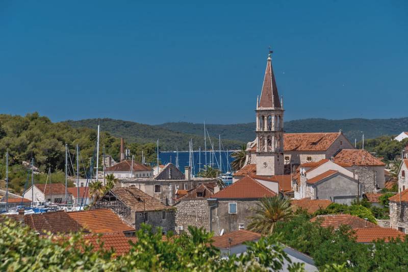 Villa Magic Bay with Heated Pool Brač