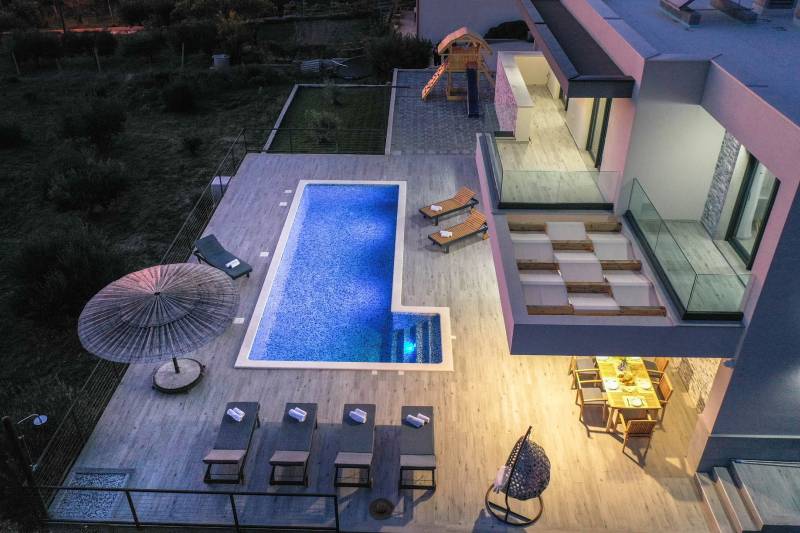Villa Domenica mit beheiztem Pool Split