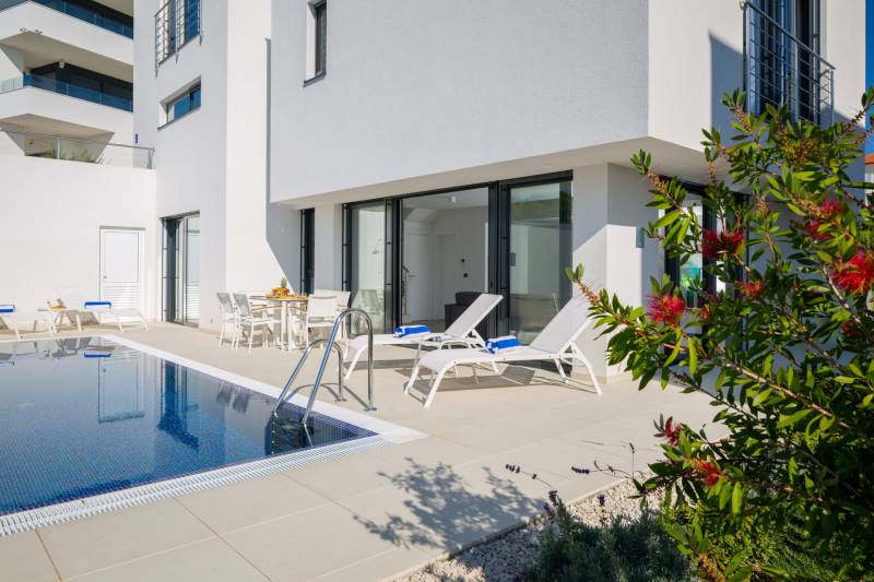 Luksuzna Vila Nautica Prima s Bazenom Trogir