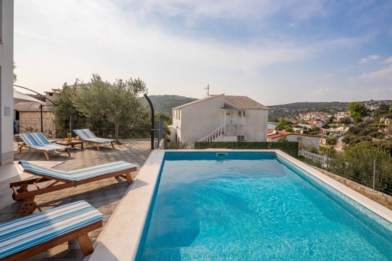 Villa Calma with Swimming Pool Trogir