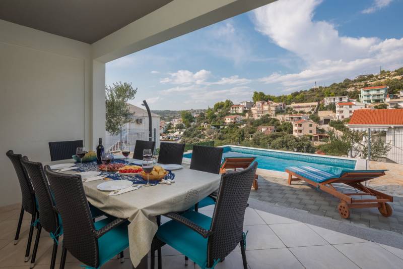 Villa Calma with Swimming Pool Trogir