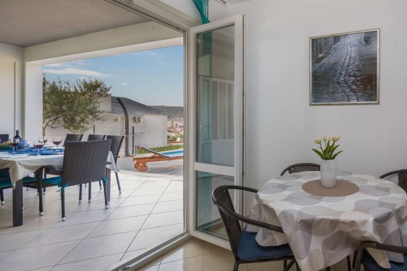 Villa Calma with Swimming Pool Trogir