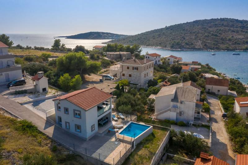 Villa Calma with Swimming Pool Trogir