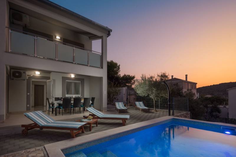 Villa Calma with Swimming Pool Trogir