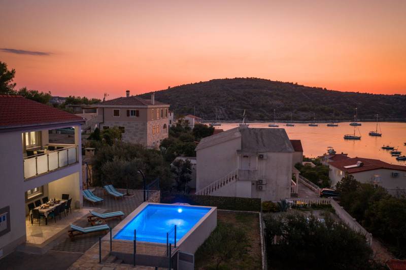 Villa Calma with Swimming Pool Trogir