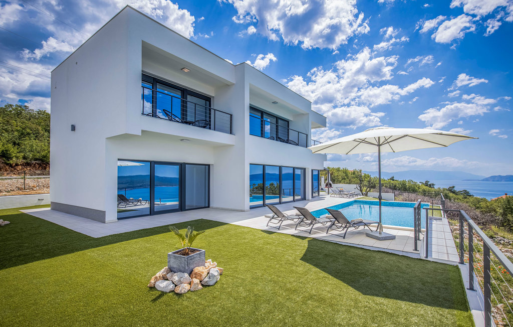 Villa Endless Summer with Pool