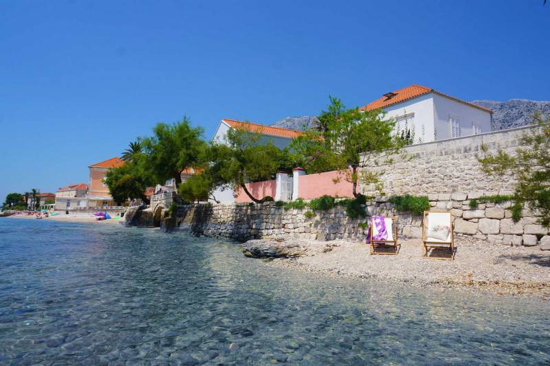 Beachfront Villa Domestic with Pool Pelješac
