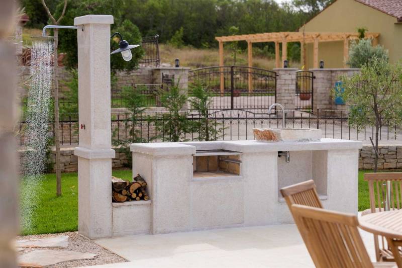 Villa Figaro with Pool Umag