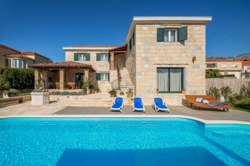Villa Perunia with Pool Split