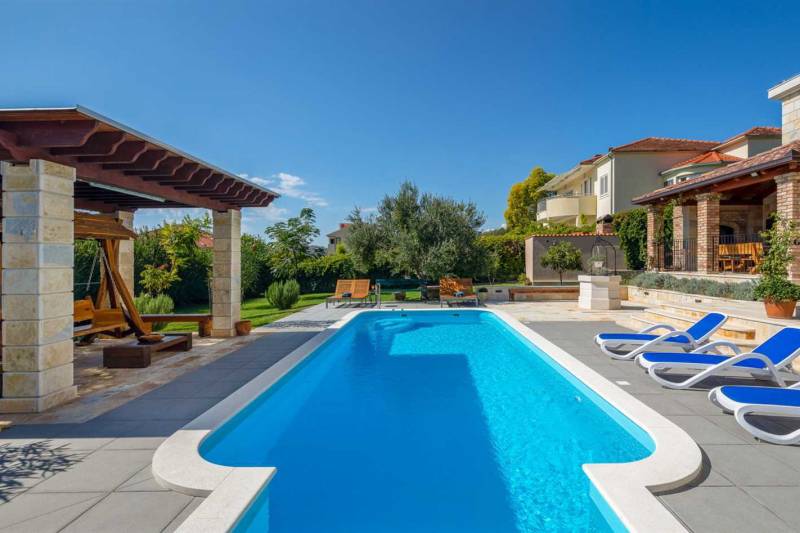 Villa Perunia with Pool Split