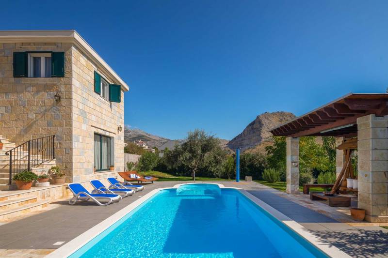 Villa Perunia with Pool Split