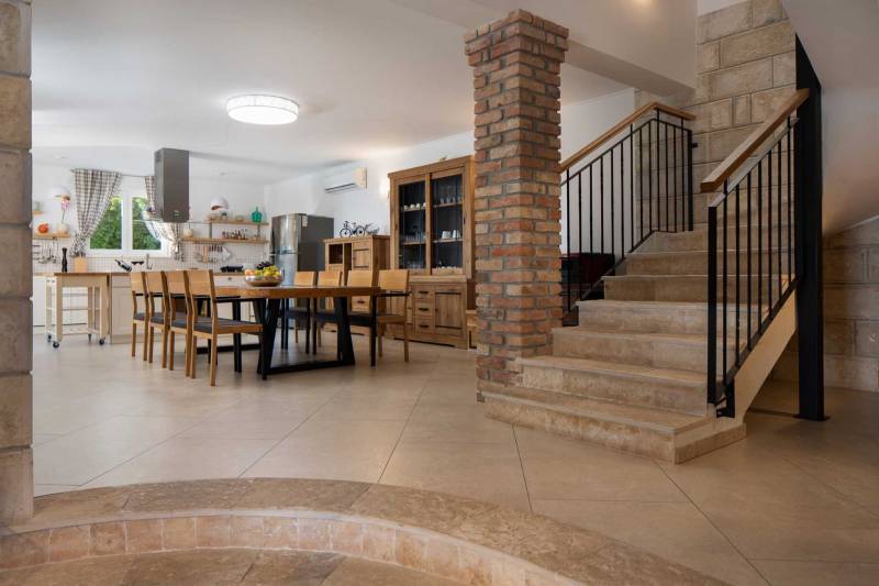 Villa Perunia with Pool Split