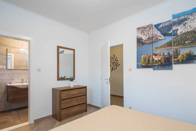 Villa Perunia with Pool Split