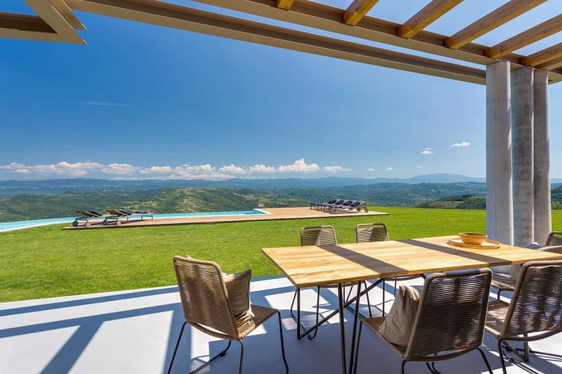 Villa Grand Horizon with Pool Pazin