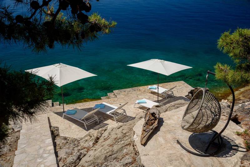 Luxury Villa Sounds of Nature with Pool Brač