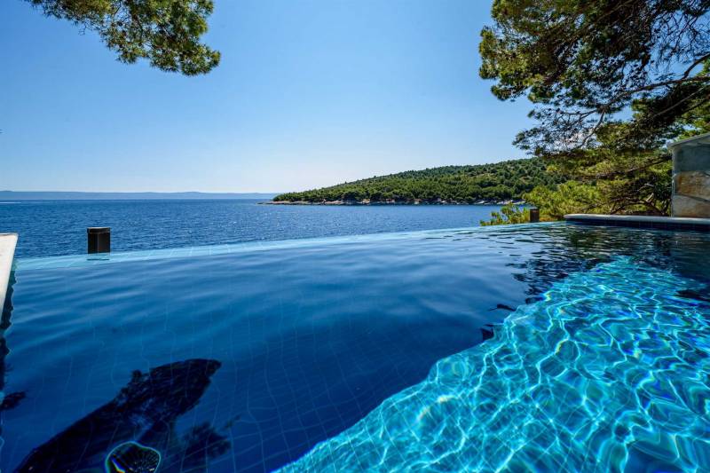 Luxury Villa Sounds of Nature with Pool Brač