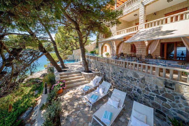 Luxury Villa Sounds of Nature with Pool Brač