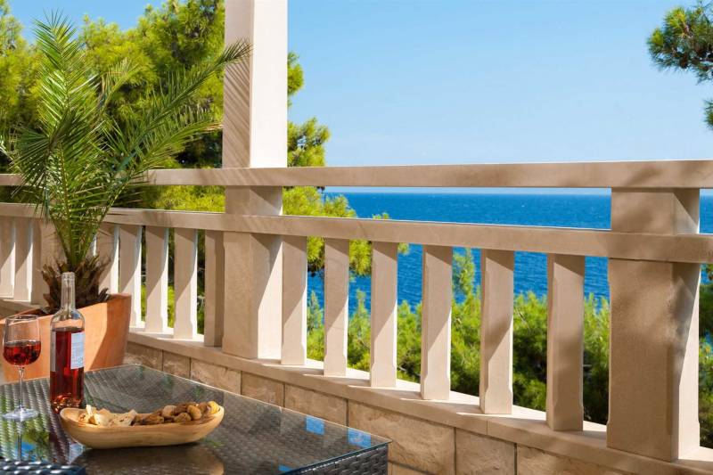Luxury Villa Sounds of Nature with Pool Brač