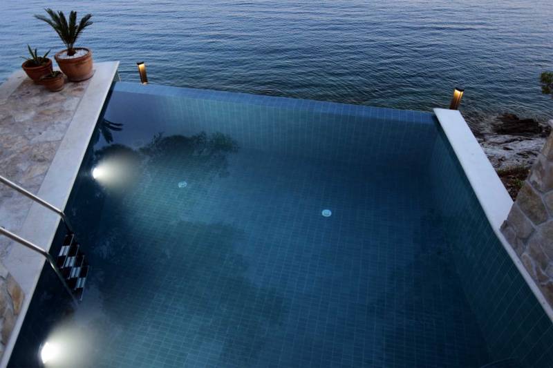 Luxury Villa Sounds of Nature with Pool Brač
