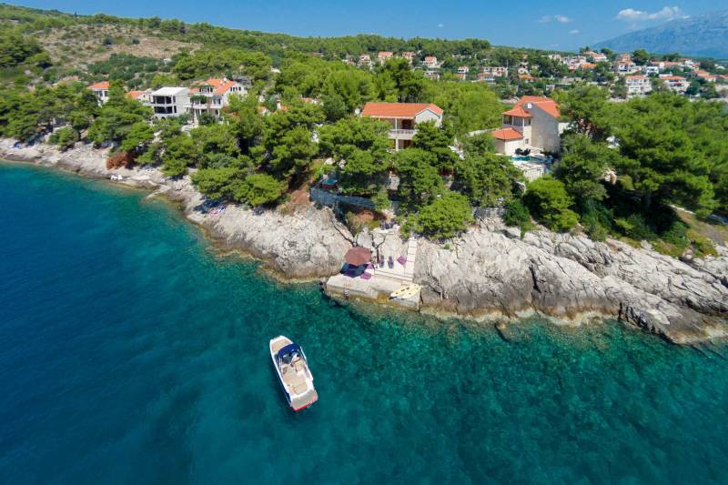 Luxury Villa Sounds of Nature with Pool Brač