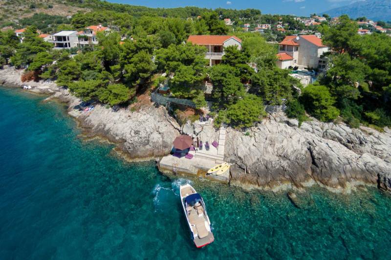 Luxury Villa Sounds of Nature with Pool Brač
