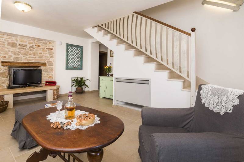 Villa Manuella with Pool Umag