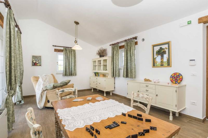 Villa Manuella with Pool Umag