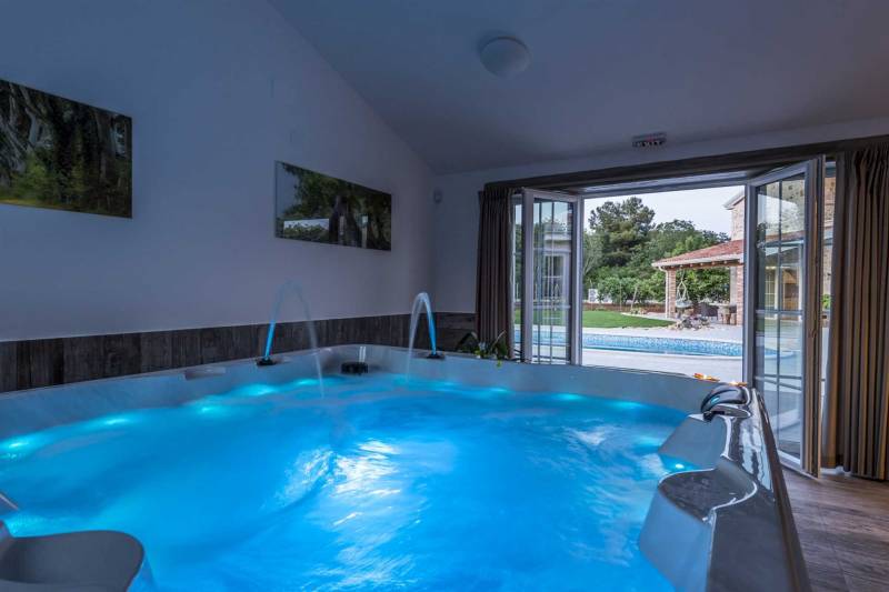 Villa Manuella with Pool Umag