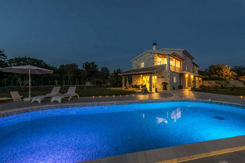 Villa Manuella with Pool Umag