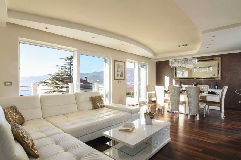 Villa Luminosa with Heated Pool Rijeka