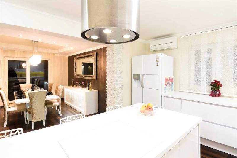 Villa Luminosa with Heated Pool Rijeka