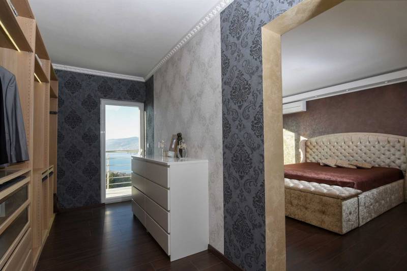 Villa Luminosa with Heated Pool Rijeka
