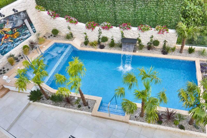 Luxury Villa Fresca with Pool Split