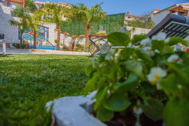 Luxury Villa Fresca with Pool Split