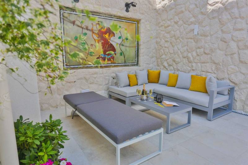 Luxury Villa Fresca with Pool Split