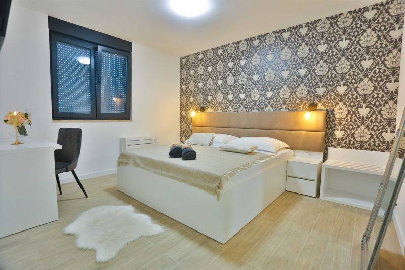 Luxury Villa Fresca with Pool Split
