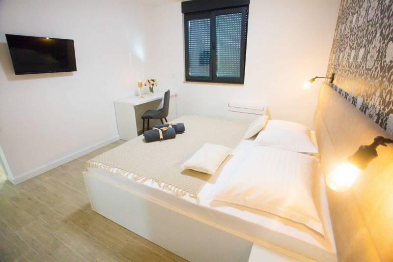 Luxury Villa Fresca with Pool Split