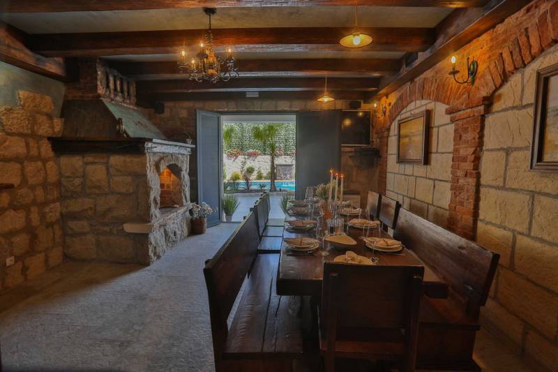 Luxury Villa Fresca with Pool Split